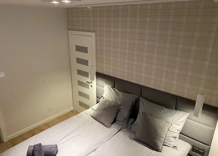 Opieszyn 16 * Вжесня